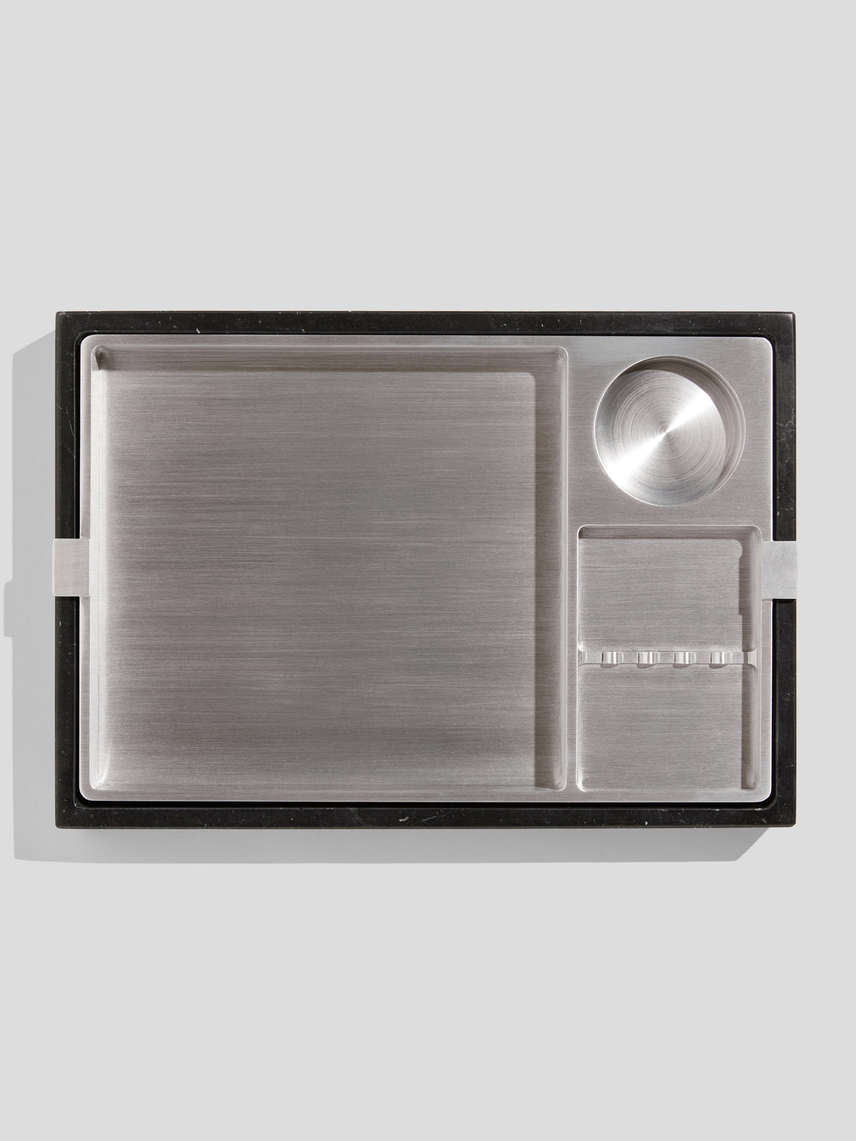 Color: Silver 