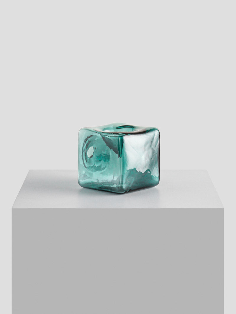 Color: Teal 