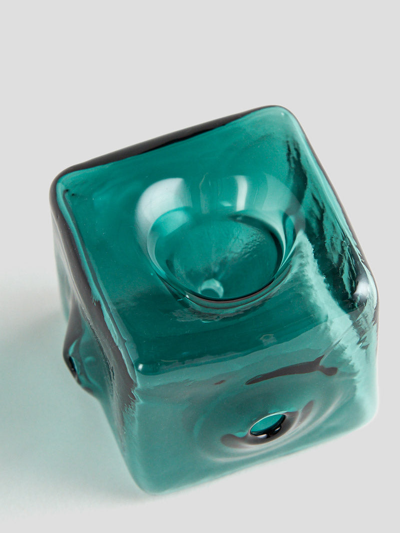 Color: Teal 