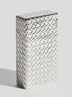 Color: Silver 