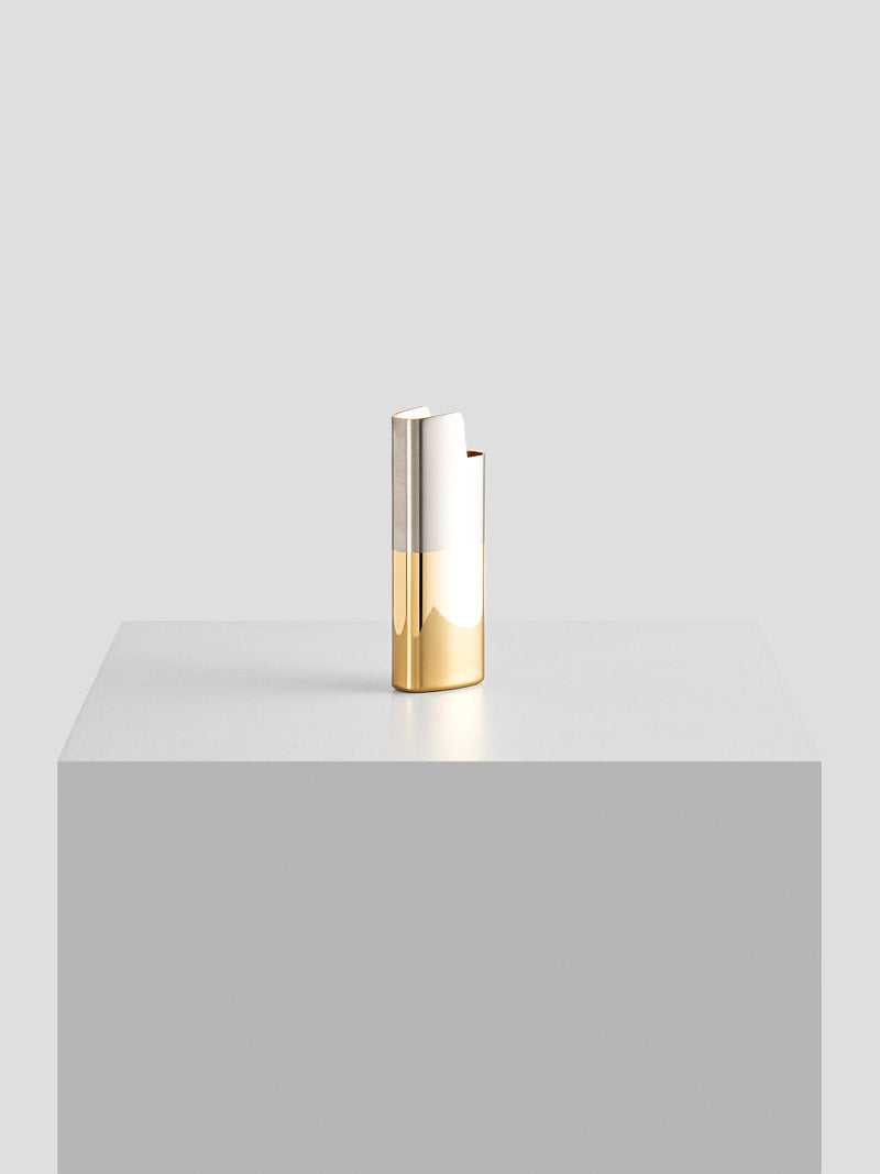 Color: Silver and Gold