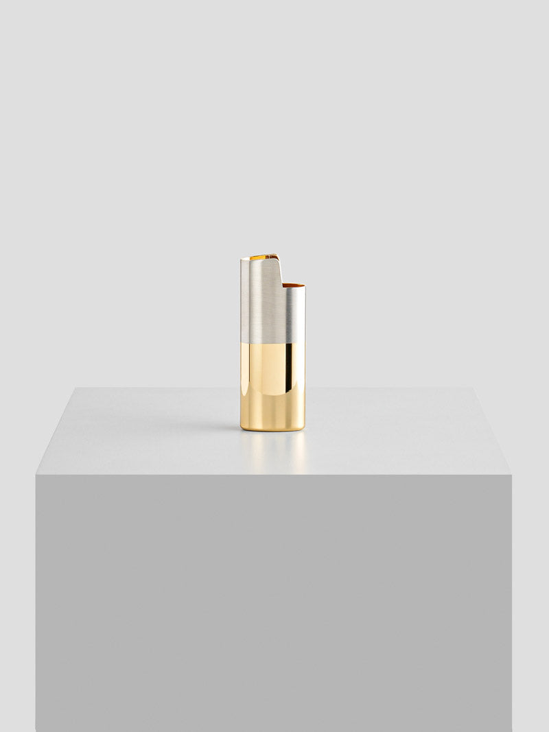 Color: Silver and Gold