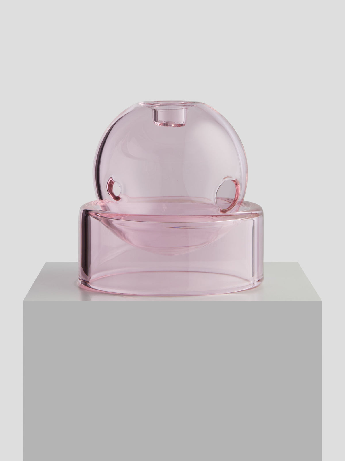 Color: Pink  
