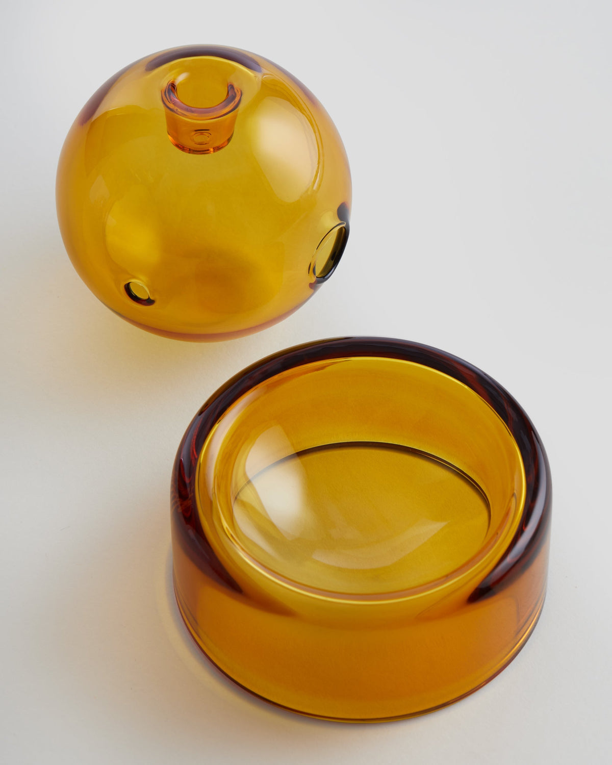 Color: Yellow 