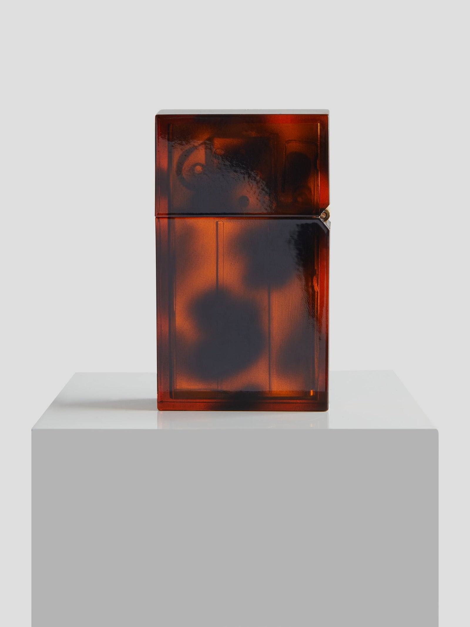 Color: Marble Brown