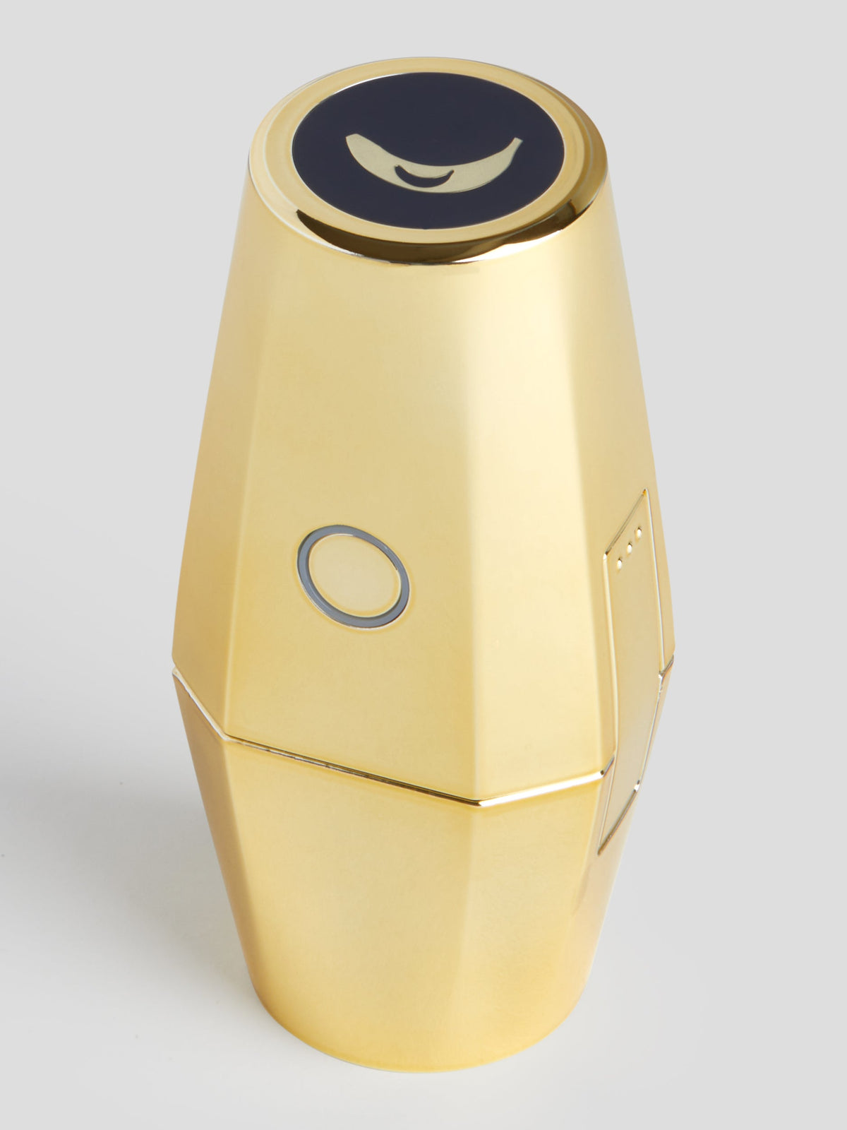 Color: Gold 