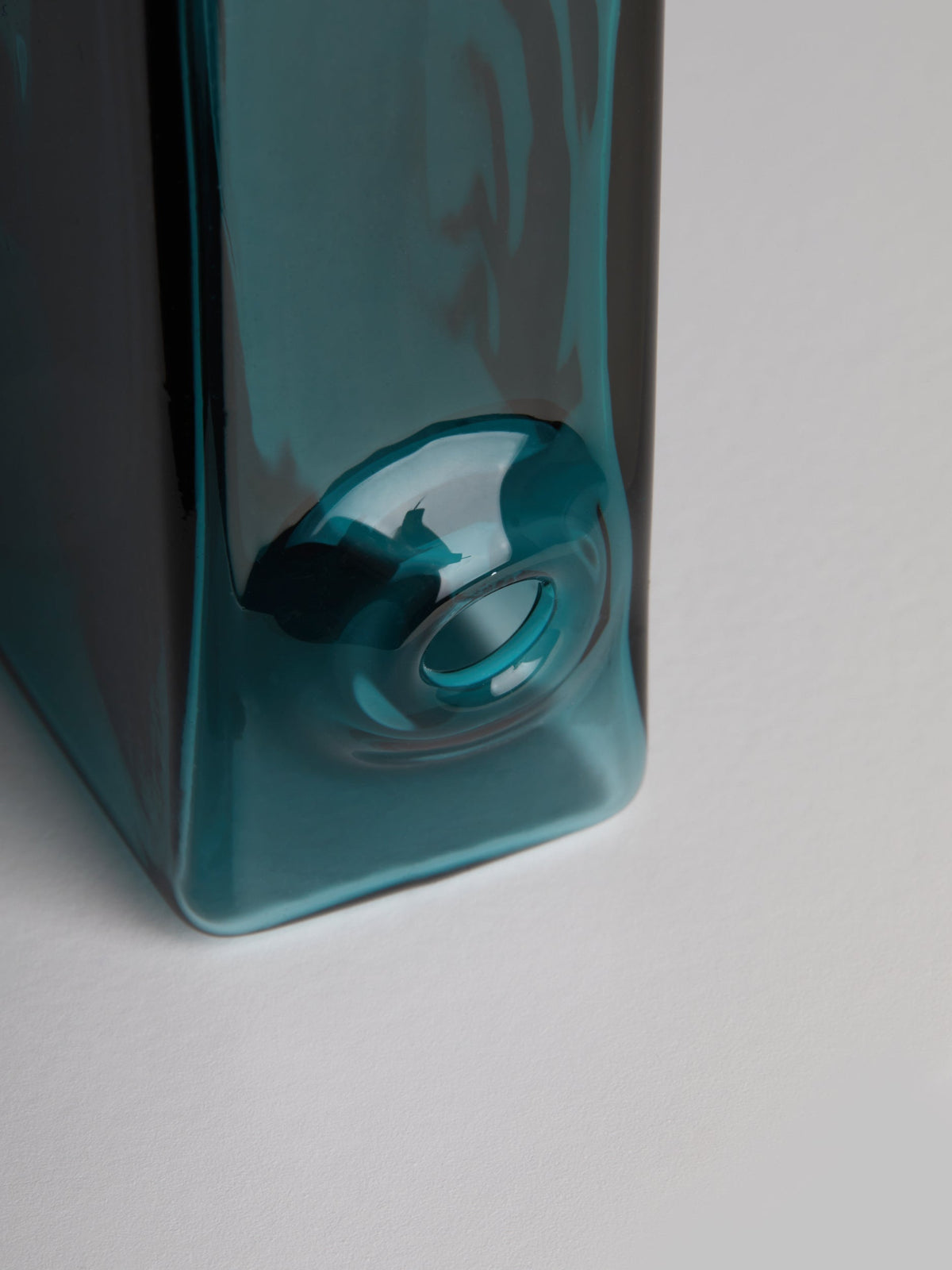 Color: Teal 