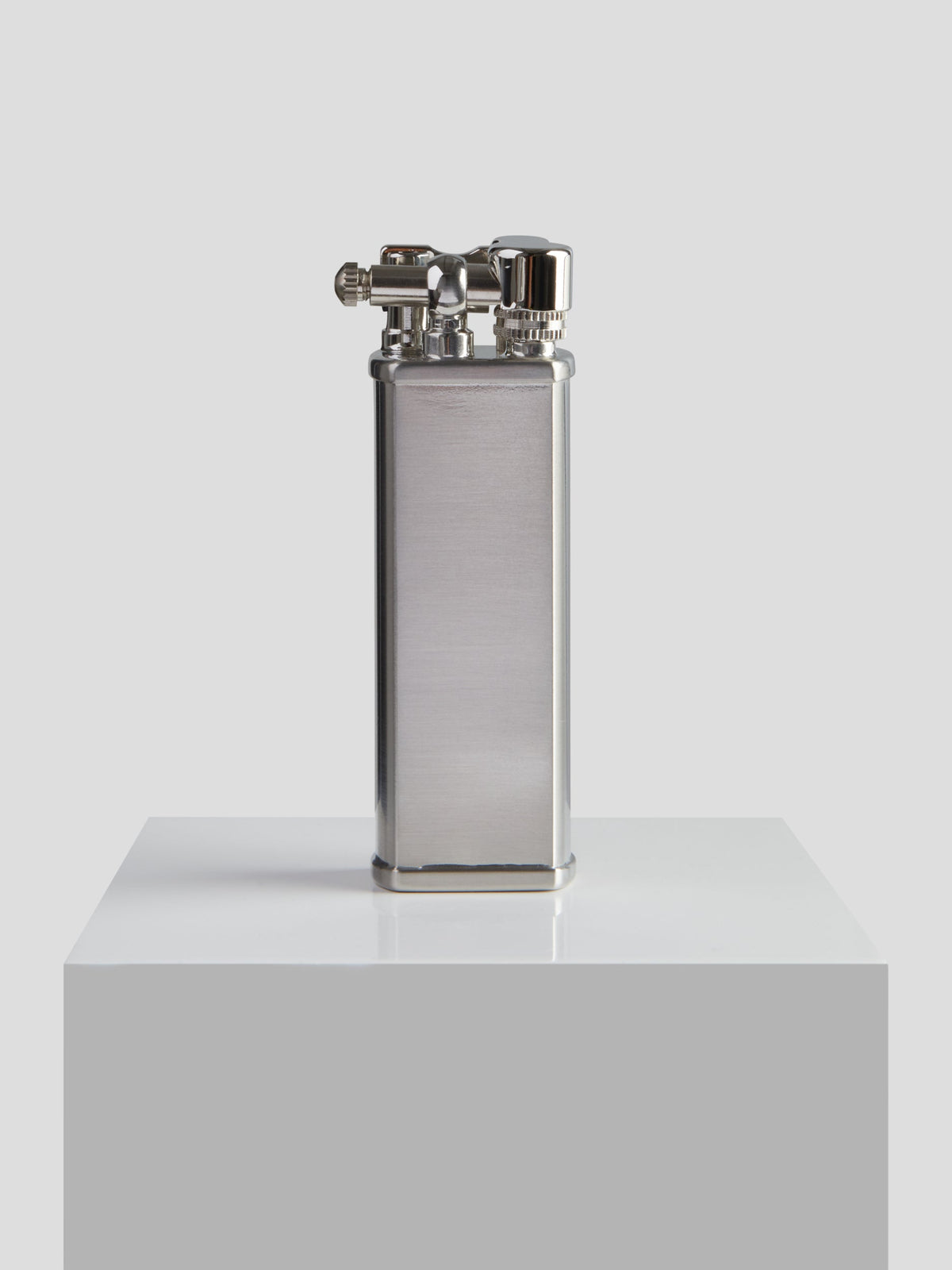 Color: Silver 
